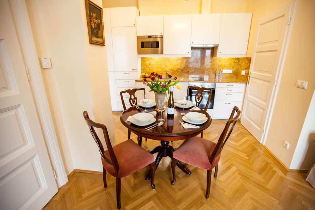 Schieszl Apartments 2 Budapest Eksteriør billede
